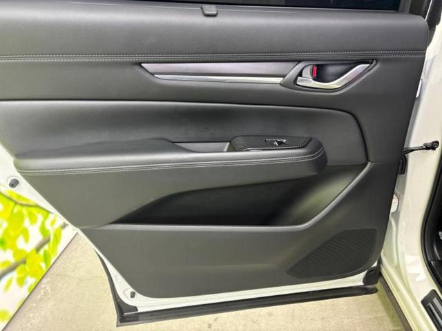 CX-8 XDスポーツアピアランス 新品タイヤ/保証書/ディスプレイオーディオ/衝突安全装置/シートヒーター/全方位モニター/車線逸脱防止支援システム/電動バックドア/ヘッドランプ LED/ETC/EBD付ABS/横滑り防止装置 記録簿(25枚目)