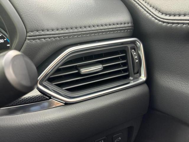 CX-8 XDスポーツアピアランス 新品タイヤ/保証書/ディスプレイオーディオ/衝突安全装置/シートヒーター/全方位モニター/車線逸脱防止支援システム/電動バックドア/ヘッドランプ LED/ETC/EBD付ABS/横滑り防止装置 記録簿(42枚目)