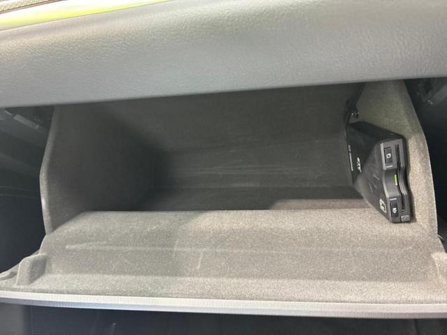 CX-8 XDスポーツアピアランス 新品タイヤ/保証書/ディスプレイオーディオ/衝突安全装置/シートヒーター/全方位モニター/車線逸脱防止支援システム/電動バックドア/ヘッドランプ LED/ETC/EBD付ABS/横滑り防止装置 記録簿(45枚目)