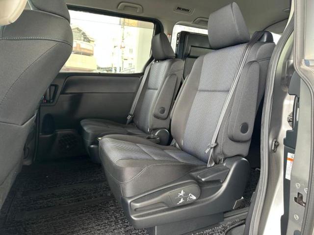 ヴォクシー ZSキラメキ 保証書/純正 SDナビ/両側電動スライドドア/ヘッドランプ LED/Bluetooth接続/ETC/EBD付ABS/横滑り防止装置/アイドリングストップ/バックモニター/フルセグTV/禁煙車(6枚目)