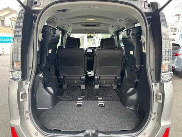 ヴォクシー ZSキラメキ 保証書/純正 SDナビ/両側電動スライドドア/ヘッドランプ LED/Bluetooth接続/ETC/EBD付ABS/横滑り防止装置/アイドリングストップ/バックモニター/フルセグTV/禁煙車(8枚目)