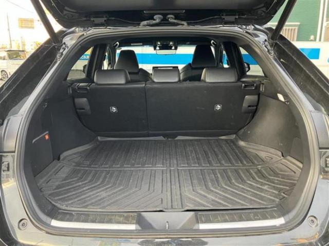 ハリアーハイブリッド Ｚ　新品タイヤ／モデリスタエアロ／ＪＢＬ／保証書／純正　１２．３インチ　メモリーナビ／デジタルインナーミラー／衝突安全装置／パノラミックビューモニター／車線逸脱防止支援システム／シート　ハーフレザー（8枚目）