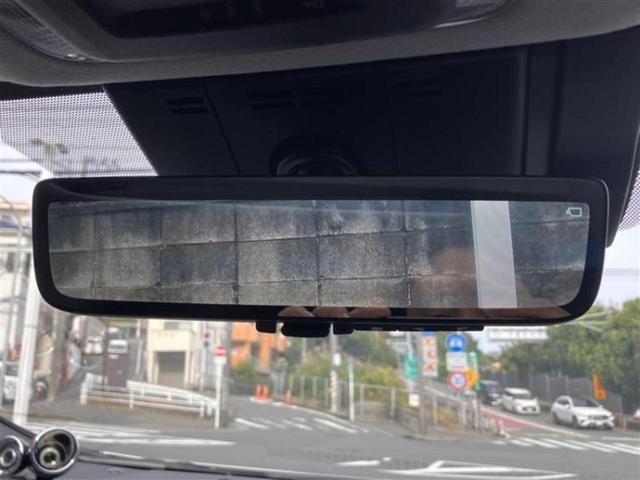 プリウス Ｚ　サンルーフ／保証書／純正　ＳＤナビ／デジタルインナーミラー／トヨタセーフティセンス／エアーシート　前席／パノラミックビューモニター／車線逸脱防止支援システム／シート　フルレザー　革シート　全周囲カメラ（12枚目）