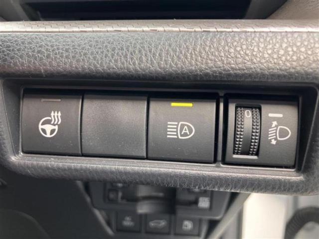 プリウス Ｚ　サンルーフ／保証書／純正　ＳＤナビ／デジタルインナーミラー／トヨタセーフティセンス／エアーシート　前席／パノラミックビューモニター／車線逸脱防止支援システム／シート　フルレザー　革シート　全周囲カメラ（20枚目）