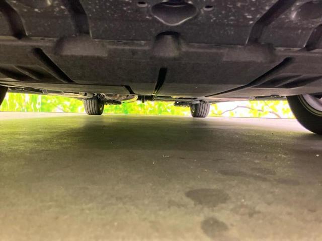 ヴォクシー Ｓ－Ｚ　新品タイヤ／純正エアロ／保証書／純正　１０インチ　ＳＤナビ／デジタルインナーミラー／衝突安全装置／両側電動スライドドア／シートヒーター／車線逸脱防止支援システム／シート　合皮／ヘッドランプ　ＬＥＤ（46枚目）