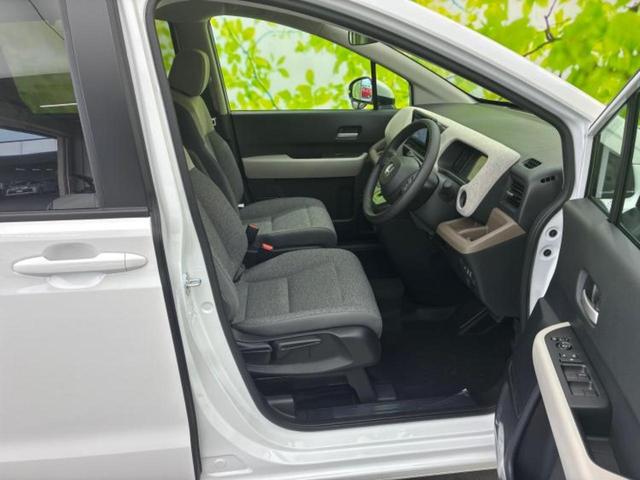 フリード eHEVエアー 保証書/純正 8インチ ナビ/ホンダセンシング/両側電動スライドドア/車線逸脱防止支援システム/パーキングアシスト バックガイド/登録済未使用車/ヘッドランプ LED 衝突被害軽減システム 禁煙車(4枚目)