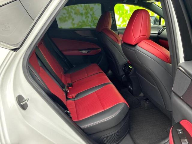 ＮＸ ＮＸ３５０ｈ　Ｆスポーツ　保証書／純正　ＳＤナビ／デジタルインナーミラー／衝突安全装置／シートヒーター／全方位モニター／車線逸脱防止支援システム／シート　フルレザー／電動バックドア／ヘッドランプ　ＬＥＤ／ＥＴＣ　革シート（5枚目）