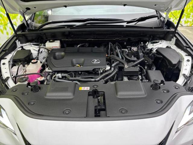 ＮＸ ＮＸ３５０ｈ　Ｆスポーツ　保証書／純正　ＳＤナビ／デジタルインナーミラー／衝突安全装置／シートヒーター／全方位モニター／車線逸脱防止支援システム／シート　フルレザー／電動バックドア／ヘッドランプ　ＬＥＤ／ＥＴＣ　革シート（57枚目）