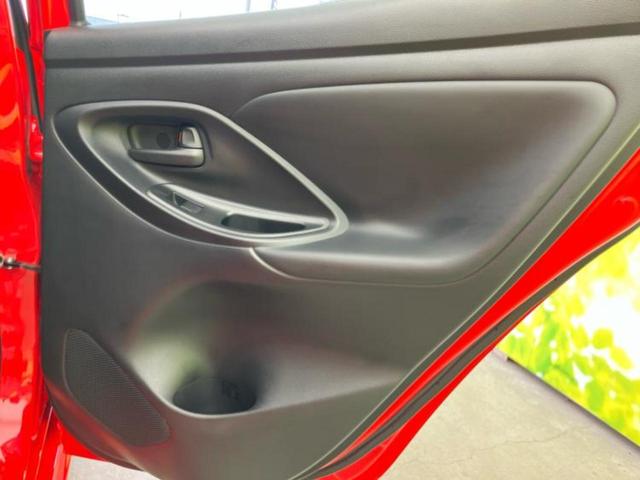 ヤリス ハイブリッドG 新品タイヤ/保証書/ディスプレイオーディオ8インチ/衝突安全装置/車線逸脱防止支援システム/パーキングアシスト バックガイド/Bluetooth接続/ETC/EBD付ABS 衝突被害軽減システム(21枚目)