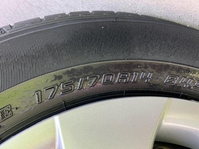 ヤリス ハイブリッドG 新品タイヤ/保証書/ディスプレイオーディオ8インチ/衝突安全装置/車線逸脱防止支援システム/パーキングアシスト バックガイド/Bluetooth接続/ETC/EBD付ABS 衝突被害軽減システム(49枚目)