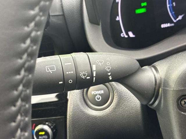 ヤリスクロス ハイブリッドZ 保証書/ディスプレイオーディオ+ナビ8インチ/衝突安全装置/シートヒーター/パノラミックビューモニター/車線逸脱防止支援システム/シート ハーフレザー/ヘッドランプ LED/HDMI接続 全周囲カメラ(17枚目)