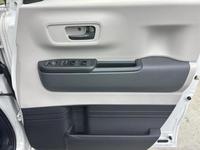 N-BOX ヒョウジュン 保証書/ディスプレイオーディオ8インチ/ホンダセンシング/電動スライドドア/シートヒーター 前席/車線逸脱防止支援システム/ヘッドランプ LED/HDMI接続/EBD付ABS/横滑り防止装置(20枚目)