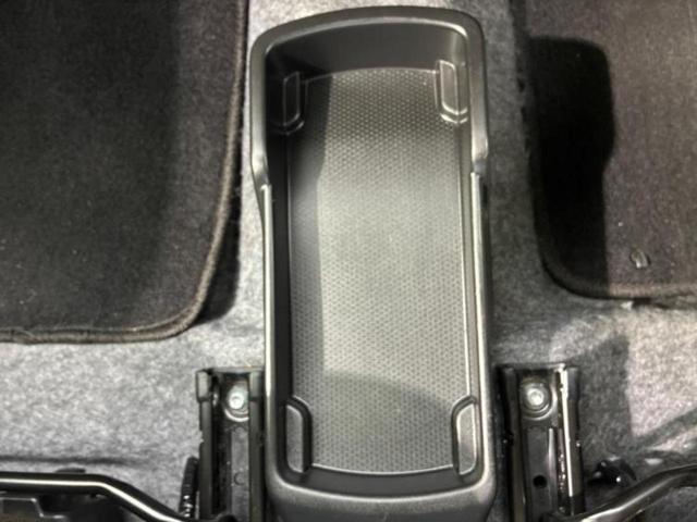 アルト ４ＷＤ　Ｌ　新品タイヤ／セーフティサポート（スズキ）／シートヒーター　前席／車線逸脱防止支援システム／ＥＢＤ付ＡＢＳ／横滑り防止装置／アイドリングストップ／禁煙車／エアバッグ　運転席／エアバッグ　助手席　４ＷＤ（26枚目）