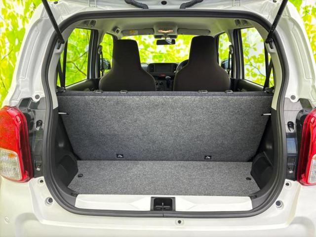 アルト ４ＷＤ　Ｌ　新品タイヤ／セーフティサポート（スズキ）／シートヒーター　前席／車線逸脱防止支援システム／ＥＢＤ付ＡＢＳ／アイドリングストップ／禁煙車／エアバッグ　運転席／エアバッグ　助手席／衝突安全ボディ　４ＷＤ（8枚目）