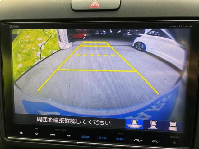 フリードハイブリッド ハイブリッドＧホンダセンシング　純正　９インチ　ＳＤナビ／衝突安全装置／両側電動スライドドア／車線逸脱防止支援システム／シート　ハーフレザー／ドライブレコーダー　前後／ヘッドランプ　ＬＥＤ／ＥＴＣ／ＥＢＤ付ＡＢＳ／横滑り防止装置（12枚目）