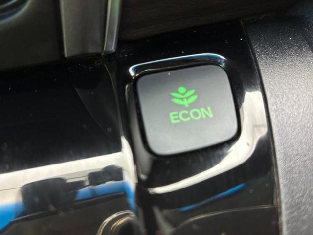 フリードハイブリッド ハイブリッドＧホンダセンシング　純正　９インチ　ＳＤナビ／衝突安全装置／両側電動スライドドア／車線逸脱防止支援システム／シート　ハーフレザー／ドライブレコーダー　前後／ヘッドランプ　ＬＥＤ／ＥＴＣ／ＥＢＤ付ＡＢＳ／横滑り防止装置（28枚目）