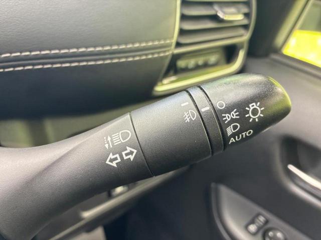 セレナ ハイウェイスターVセレクション 新品タイヤ/純正 SDナビ/フリップダウンモニター/衝突安全装置/両側電動スライドドア/アラウンドビューモニター/車線逸脱防止支援システム/ドライブレコーダー 社外/ヘッドランプ LED/ETC(15枚目)