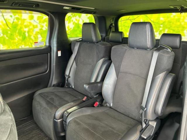 アルファード Ｓタイプゴールド　新品タイヤ／サンルーフ／ＪＢＬ／純正　１０インチ　ＳＤナビ／フリップダウンモニター／デジタルインナーミラー／衝突安全装置／両側電動スライドドア／パノラミックビューモニター／車線逸脱防止支援システム（5枚目）