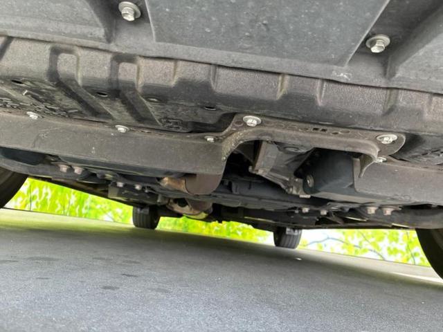 アルファード Ｓタイプゴールド　新品タイヤ／サンルーフ／ＪＢＬ／純正　１０インチ　ＳＤナビ／フリップダウンモニター／デジタルインナーミラー／衝突安全装置／両側電動スライドドア／パノラミックビューモニター／車線逸脱防止支援システム（35枚目）