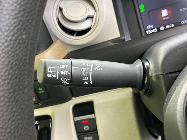 Ｎ－ＢＯＸ ヒョウジュン　保証書／純正　８インチ　ナビ／ホンダセンシング／電動スライドドア／シートヒーター　前席／車線逸脱防止支援システム／登録済未使用車／ヘッドランプ　ＬＥＤ／Ｂｌｕｅｔｏｏｔｈ接続／ＥＢＤ付ＡＢＳ　禁煙車（17枚目）