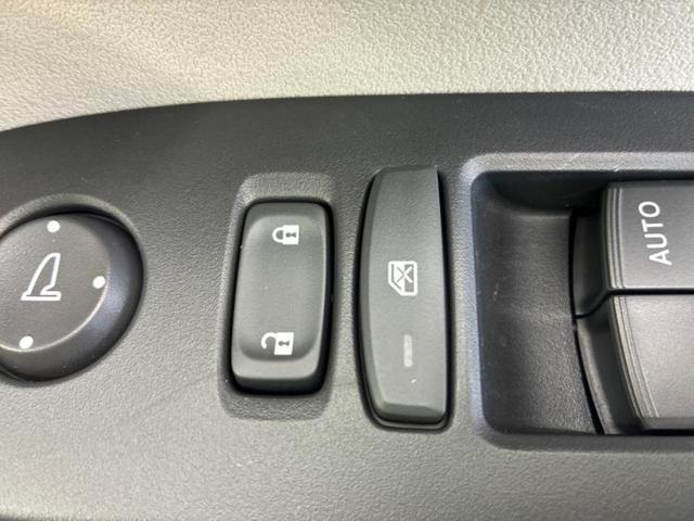 Ｎ－ＢＯＸ ヒョウジュン　保証書／純正　８インチ　ナビ／ホンダセンシング／電動スライドドア／シートヒーター　前席／車線逸脱防止支援システム／登録済未使用車／ヘッドランプ　ＬＥＤ／Ｂｌｕｅｔｏｏｔｈ接続／ＥＢＤ付ＡＢＳ　禁煙車（38枚目）