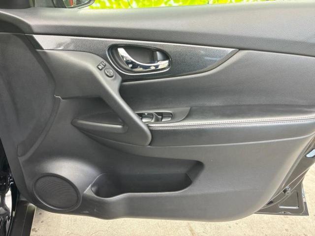 エクストレイル ４ＷＤ２０Ｘエマブレパッケージ　新品タイヤ／純正　ＳＤナビ／衝突安全装置／シートヒーター／車線逸脱防止支援システム／シート　合皮／ＥＴＣ／ＥＢＤ付ＡＢＳ／横滑り防止装置／アイドリングストップ／バックモニター／フルセグＴＶ　４ＷＤ（20枚目）