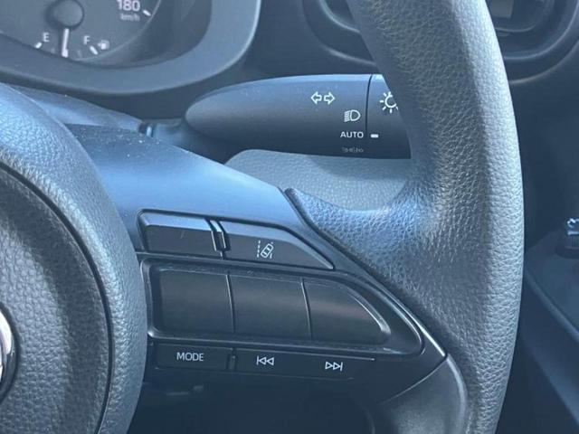 ヤリス Ｘ　保証書／ディスプレイオーディオ／トヨタセーフティセンス／車線逸脱防止支援システム／ドライブレコーダー　前後／Ｂｌｕｅｔｏｏｔｈ接続／ＥＴＣ／ＥＢＤ付ＡＢＳ／横滑り防止装置／禁煙車／エアバッグ　運転席（13枚目）