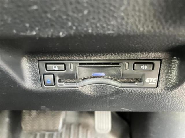 シエンタ ハイブリッドＺ　保証書／ディスプレイオーディオ＋ナビ１０インチ／衝突安全装置／両側電動スライドドア／パノラミックビューモニター／車線逸脱防止支援システム／パーキングアシスト　自動操舵　衝突被害軽減システム　禁煙車（13枚目）