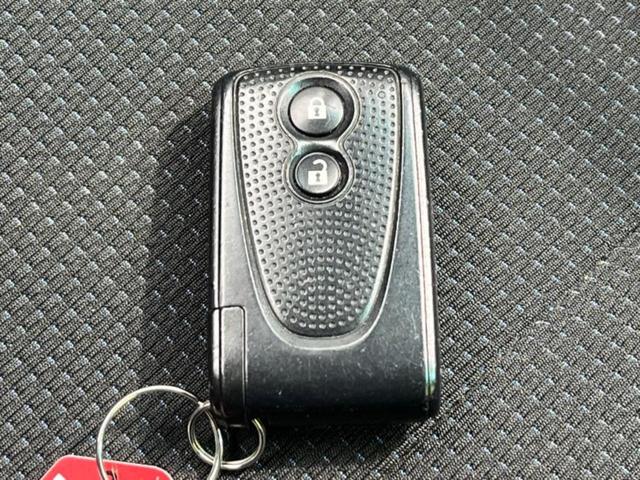 ムーヴコンテ カスタムＸ　新品タイヤ／社外　ＳＤナビ／ヘッドランプ　ＨＩＤ／ＥＢＤ付ＡＢＳ／ワンセグＴＶ／エアバッグ　運転席／エアバッグ　助手席／パワーウインドウ／キーレスエントリー／オートエアコン／パワーステアリング（32枚目）