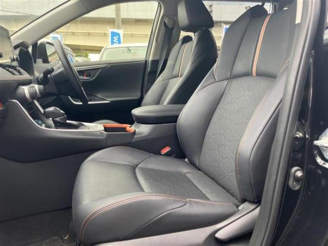 ＲＡＶ４ ４ＷＤアドベンチャー　新品タイヤ／保証書／ディスプレイオーディオ９インチ／トヨタセーフティセンス／車線逸脱防止支援システム／シート　合皮／ドライブレコーダー　前後／ヘッドランプ　ＬＥＤ／Ｂｌｕｅｔｏｏｔｈ接続　バックカメラ（5枚目）