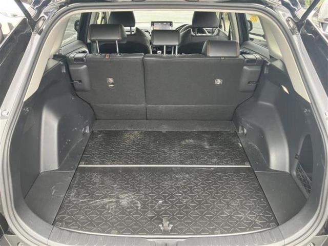 ＲＡＶ４ ４ＷＤアドベンチャー　新品タイヤ／保証書／ディスプレイオーディオ９インチ／トヨタセーフティセンス／車線逸脱防止支援システム／シート　合皮／ドライブレコーダー　前後／ヘッドランプ　ＬＥＤ／Ｂｌｕｅｔｏｏｔｈ接続　バックカメラ（7枚目）