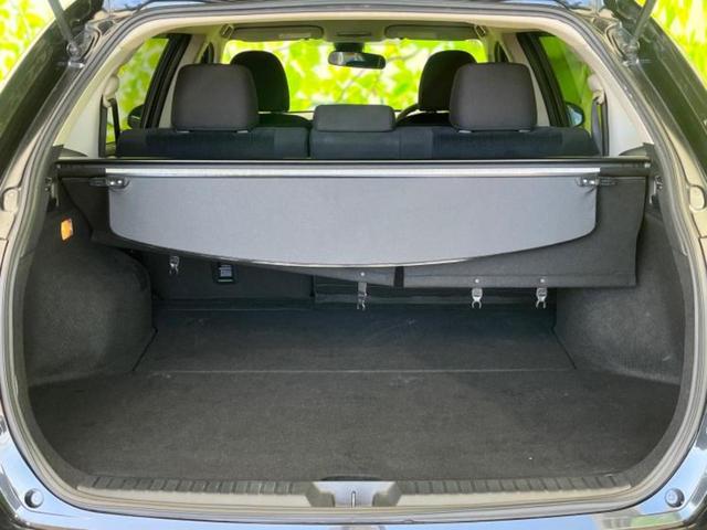カローラフィールダー １．５Ｇ　新品タイヤ／純正　ＳＤナビ／衝突安全装置／車線逸脱防止支援システム／ヘッドランプ　ＨＩＤ／Ｂｌｕｅｔｏｏｔｈ接続／ＥＴＣ／ＥＢＤ付ＡＢＳ／横滑り防止装置／アイドリングストップ／バックモニター（8枚目）