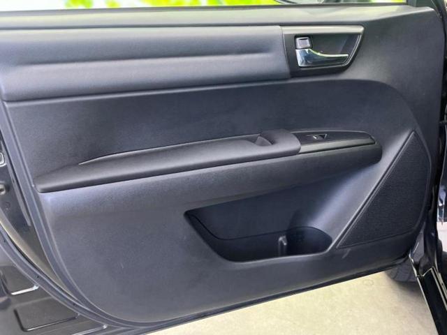 カローラフィールダー １．５Ｇ　新品タイヤ／純正　ＳＤナビ／衝突安全装置／車線逸脱防止支援システム／ヘッドランプ　ＨＩＤ／Ｂｌｕｅｔｏｏｔｈ接続／ＥＴＣ／ＥＢＤ付ＡＢＳ／横滑り防止装置／アイドリングストップ／バックモニター（21枚目）