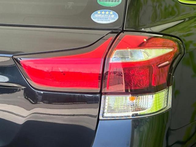 カローラフィールダー １．５Ｇ　新品タイヤ／純正　ＳＤナビ／衝突安全装置／車線逸脱防止支援システム／ヘッドランプ　ＨＩＤ／Ｂｌｕｅｔｏｏｔｈ接続／ＥＴＣ／ＥＢＤ付ＡＢＳ／横滑り防止装置／アイドリングストップ／バックモニター（42枚目）