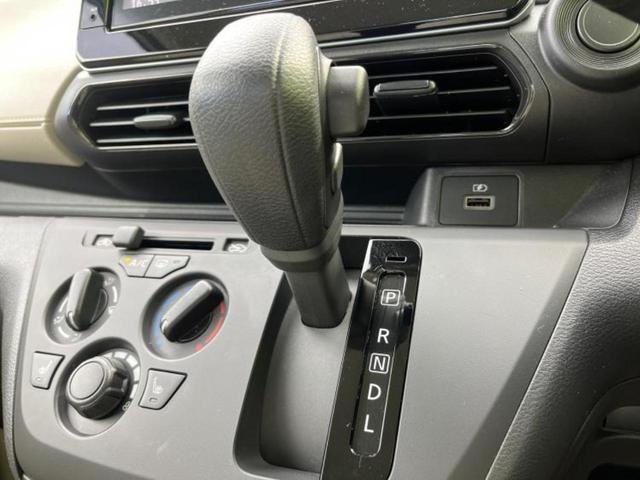 ｅＫワゴン Ｍ　新品タイヤ／純正　９インチ　ＳＤナビ／イーアシスト（ミツビシ）／シートヒーター　前席／車線逸脱防止支援システム／ＵＳＢジャック／Ｂｌｕｅｔｏｏｔｈ接続／ＥＢＤ付ＡＢＳ／横滑り防止装置　レーンアシスト（17枚目）