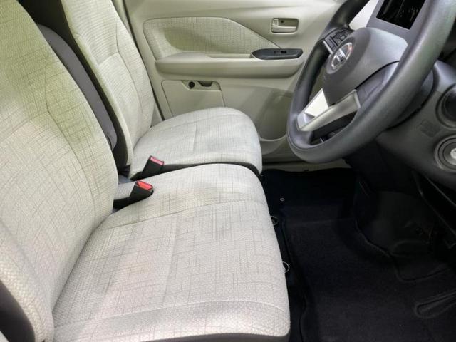 デイズ Ｓ　新品タイヤ／保証書／アイドリングストップ／禁煙車／エアバッグ　運転席／エアバッグ　助手席／衝突安全ボディ／パワーウインドウ／キーレス／パワーステアリング／オートライト／ハイビームアシスト（4枚目）