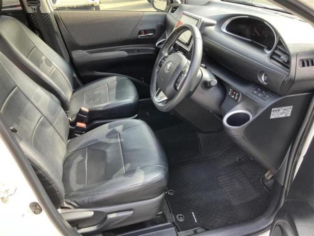 シエンタ Ｇセーフティエディション　新品タイヤ／ＴＲＤエアロ／保証書／純正　９インチ　ＳＤナビ／トヨタセーフティセンス／両側電動スライドドア／シートヒーター　前席／パノラミックビューモニター／車線逸脱防止支援システム　全周囲カメラ（5枚目）