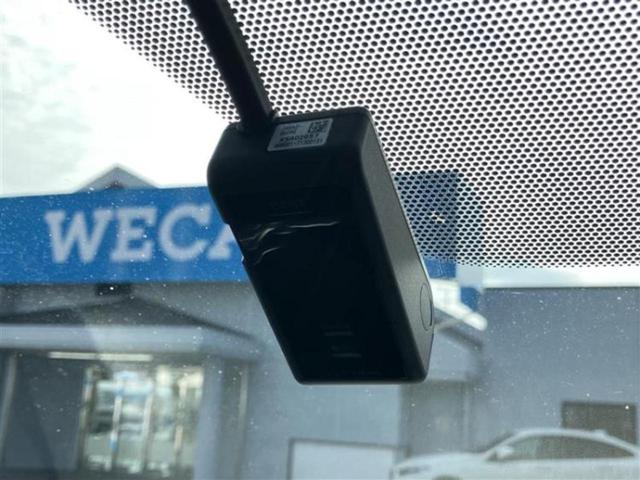 シエンタ Ｇセーフティエディション　新品タイヤ／ＴＲＤエアロ／保証書／純正　９インチ　ＳＤナビ／トヨタセーフティセンス／両側電動スライドドア／シートヒーター　前席／パノラミックビューモニター／車線逸脱防止支援システム　全周囲カメラ（17枚目）