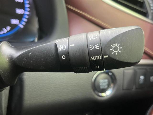 ハリアー プレミアム　サンルーフ／社外　９インチ　ＳＤナビ／衝突安全装置／車線逸脱防止支援システム／シート　ハーフレザー／電動バックドア／ヘッドランプ　ＬＥＤ／ＥＴＣ／ＥＢＤ付ＡＢＳ／横滑り防止装置　衝突被害軽減システム（15枚目）