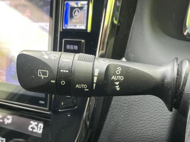 ハリアー プレミアム　サンルーフ／社外　９インチ　ＳＤナビ／衝突安全装置／車線逸脱防止支援システム／シート　ハーフレザー／電動バックドア／ヘッドランプ　ＬＥＤ／ＥＴＣ／ＥＢＤ付ＡＢＳ／横滑り防止装置　衝突被害軽減システム（16枚目）