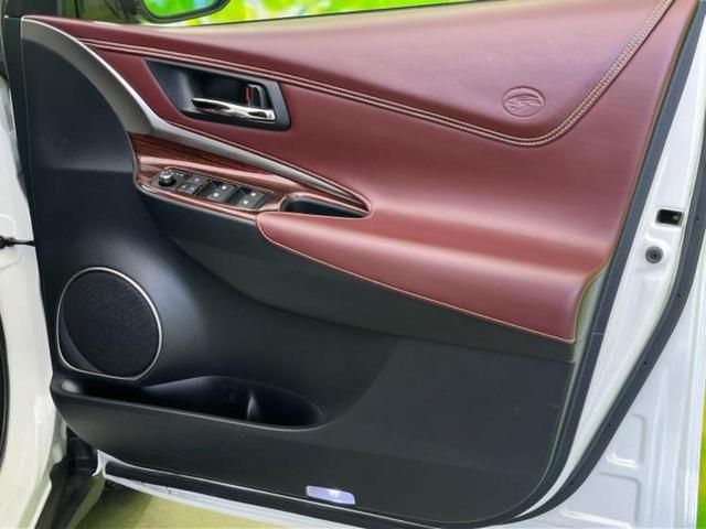 ハリアー プレミアム　サンルーフ／社外　９インチ　ＳＤナビ／衝突安全装置／車線逸脱防止支援システム／シート　ハーフレザー／電動バックドア／ヘッドランプ　ＬＥＤ／ＥＴＣ／ＥＢＤ付ＡＢＳ／横滑り防止装置　衝突被害軽減システム（19枚目）