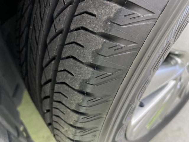 ハリアー プレミアム　サンルーフ／社外　９インチ　ＳＤナビ／衝突安全装置／車線逸脱防止支援システム／シート　ハーフレザー／電動バックドア／ヘッドランプ　ＬＥＤ／ＥＴＣ／ＥＢＤ付ＡＢＳ／横滑り防止装置　衝突被害軽減システム（39枚目）