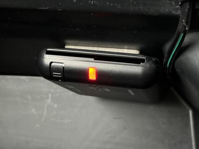 Ｎ－ＢＯＸカスタム Ｇ・ターボパッケージ　新品タイヤ／保証書／社外　８インチ　ＳＤナビ／両側電動スライドドア／ヘッドランプ　ＨＩＤ／Ｂｌｕｅｔｏｏｔｈ接続／ＥＴＣ／ＥＢＤ付ＡＢＳ／横滑り防止装置／バックモニター／フルセグＴＶ　バックカメラ（26枚目）