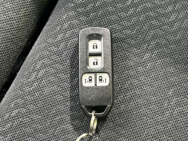 Ｎ－ＢＯＸカスタム Ｇ・ターボパッケージ　新品タイヤ／保証書／社外　８インチ　ＳＤナビ／両側電動スライドドア／ヘッドランプ　ＨＩＤ／Ｂｌｕｅｔｏｏｔｈ接続／ＥＴＣ／ＥＢＤ付ＡＢＳ／横滑り防止装置／バックモニター／フルセグＴＶ　バックカメラ（34枚目）