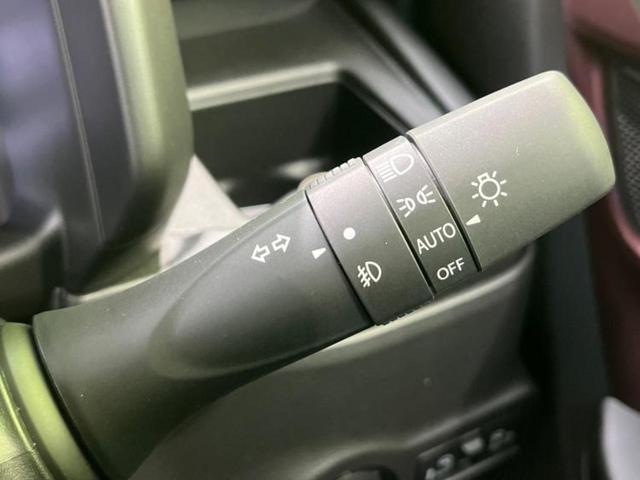 スペーシアカスタム ハイブリッドＸＳ　保証書／デュアルカメラブレーキサポート（スズキ）／両側電動スライドドア／シートヒーター　前席／車線逸脱防止支援システム／登録済未使用車／ヘッドランプ　ＬＥＤ／ＥＢＤ付ＡＢＳ／横滑り防止装置　禁煙車（11枚目）