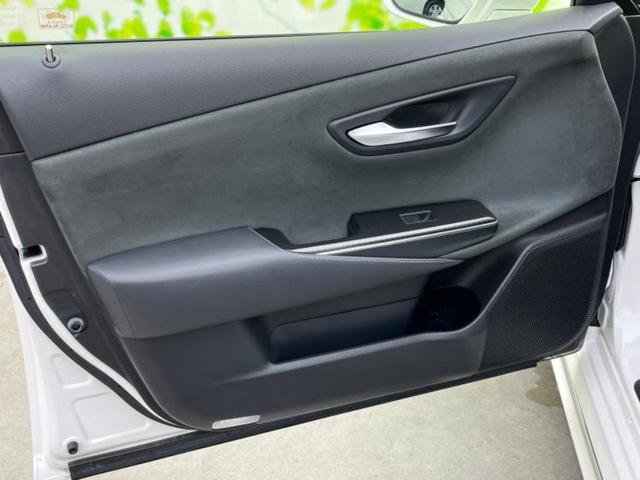 クラウンハイブリッド ＲＳアドバンス　純正　ＳＤナビ／トヨタセーフティセンス／シートヒーター　前席／車線逸脱防止支援システム／シート　ハーフレザー／ヘッドランプ　ＬＥＤ／ＥＴＣ／ＥＢＤ付ＡＢＳ／横滑り防止装置／アイドリングストップ（21枚目）