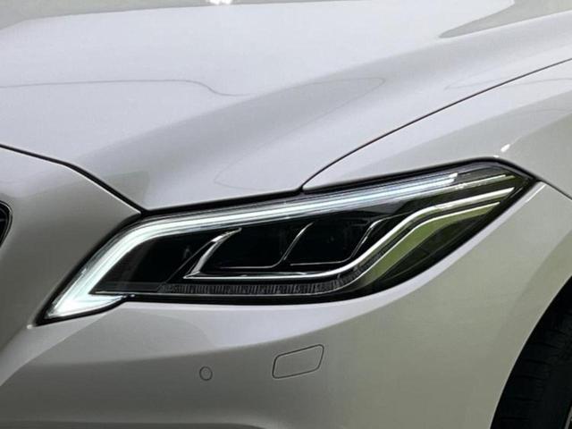 クラウンハイブリッド ＲＳアドバンス　純正　ＳＤナビ／トヨタセーフティセンス／シートヒーター　前席／車線逸脱防止支援システム／シート　ハーフレザー／ヘッドランプ　ＬＥＤ／ＥＴＣ／ＥＢＤ付ＡＢＳ／横滑り防止装置／アイドリングストップ（39枚目）