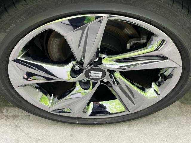クラウンハイブリッド ＲＳアドバンス　純正　ＳＤナビ／トヨタセーフティセンス／シートヒーター　前席／車線逸脱防止支援システム／シート　ハーフレザー／ヘッドランプ　ＬＥＤ／ＥＴＣ／ＥＢＤ付ＡＢＳ／横滑り防止装置／アイドリングストップ（49枚目）