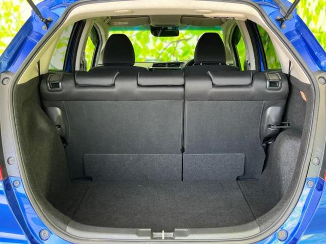 フィット １３Ｇ・Ｌホンダセンシング　新品タイヤ／保証書／純正　ＳＤナビ／ドライブレコーダー　社外／ヘッドランプ　ＬＥＤ／ＵＳＢジャック／Ｂｌｕｅｔｏｏｔｈ接続／ＥＢＤ付ＡＢＳ／横滑り防止装置／アイドリングストップ／ホンダセンシング（8枚目）