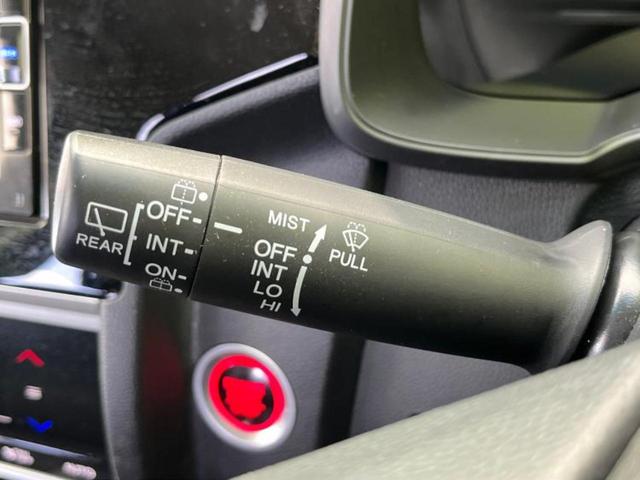 フィット １３Ｇ・Ｌホンダセンシング　新品タイヤ／保証書／純正　ＳＤナビ／ドライブレコーダー　社外／ヘッドランプ　ＬＥＤ／ＵＳＢジャック／Ｂｌｕｅｔｏｏｔｈ接続／ＥＢＤ付ＡＢＳ／横滑り防止装置／アイドリングストップ／ホンダセンシング（17枚目）